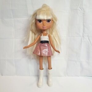 MGA Entertainment Yummi Land Ice‎ Cream Pop Girls Doll Betsy Bubblegum 12'